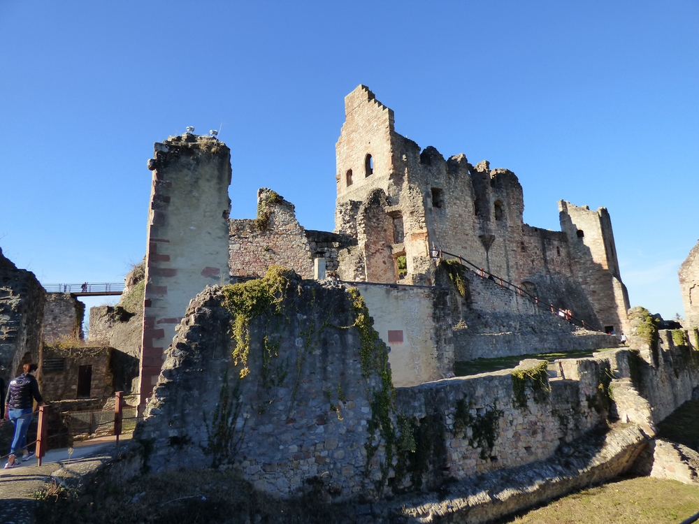 Le Hochburg : un château médiéval préservé !